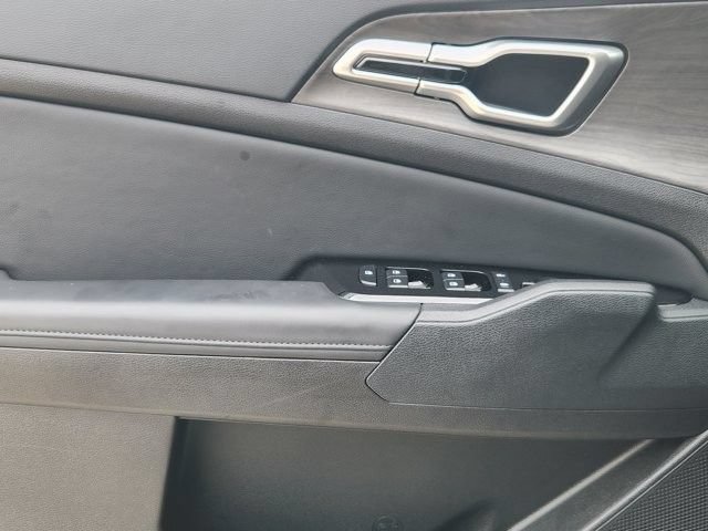 Used 2025 Kia Sportage X-Line AWD/4WD image 21