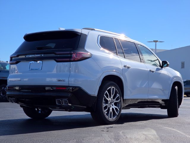 New 2027 GMC Acadia Denali Ultimate w/ LPO, Floor Liner Package AWD/4WD image 19