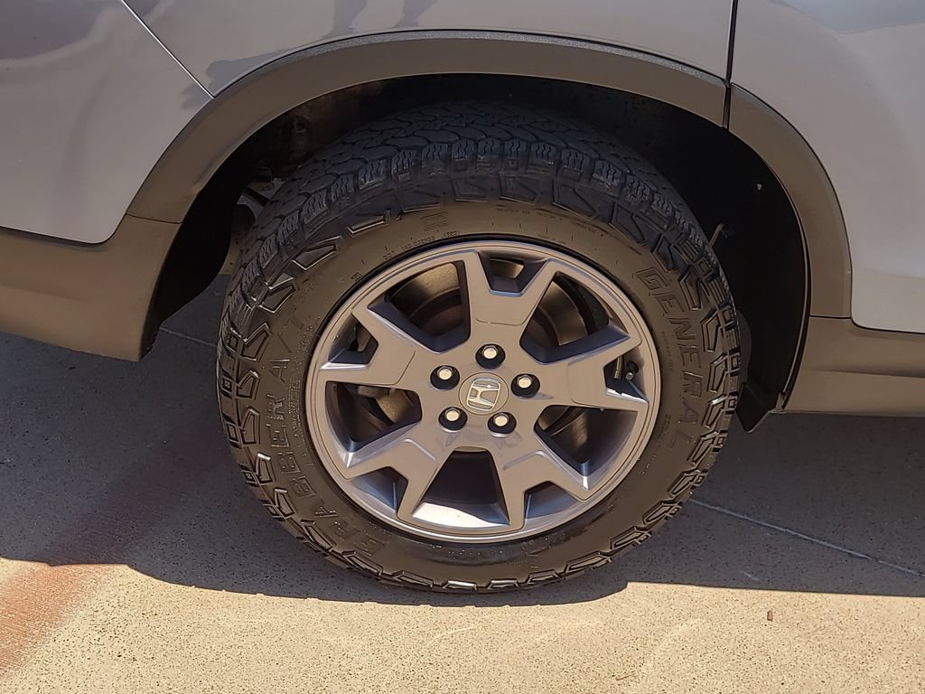 Used 2024 Honda Passport TrailSport image 6