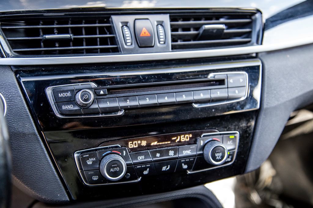 Used 2018 BMW X1 sDrive28i w/ Convenience Package FWD image 17