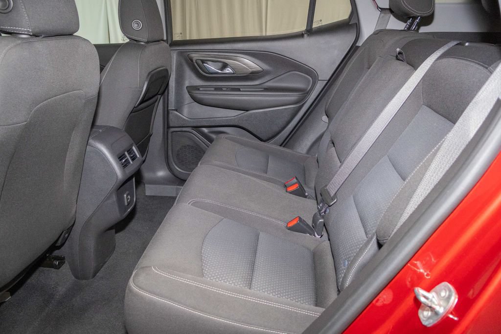 Used 2023 GMC Terrain SLE w/ Driver Convenience Package AWD/4WD image 12