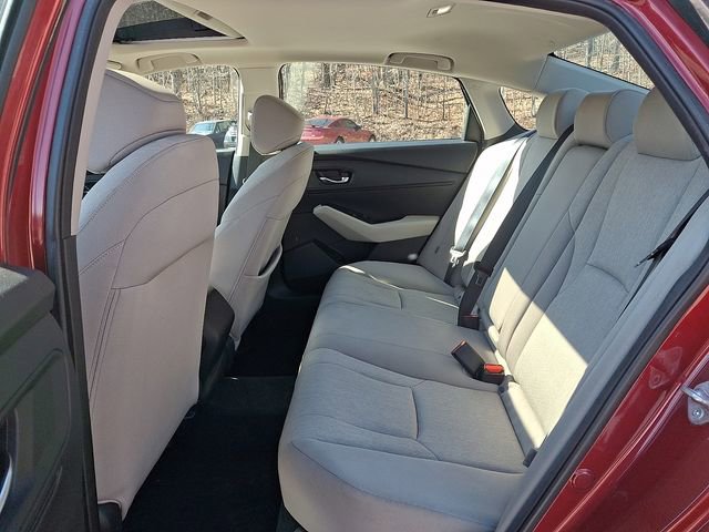 Used 2023 Honda Accord EX image 10