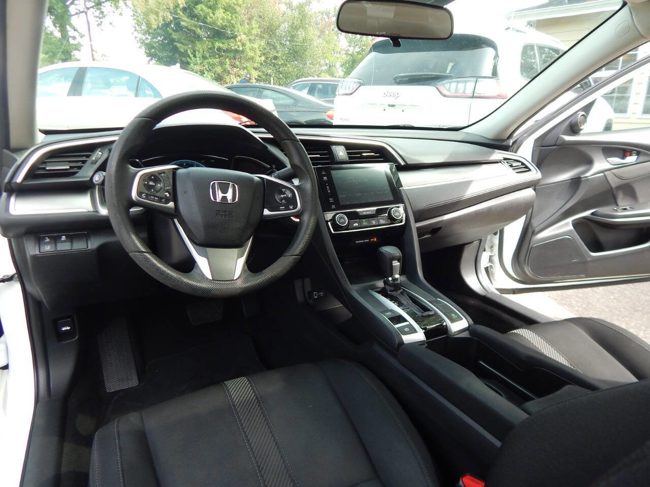 Used 2018 Honda Civic EX image 44