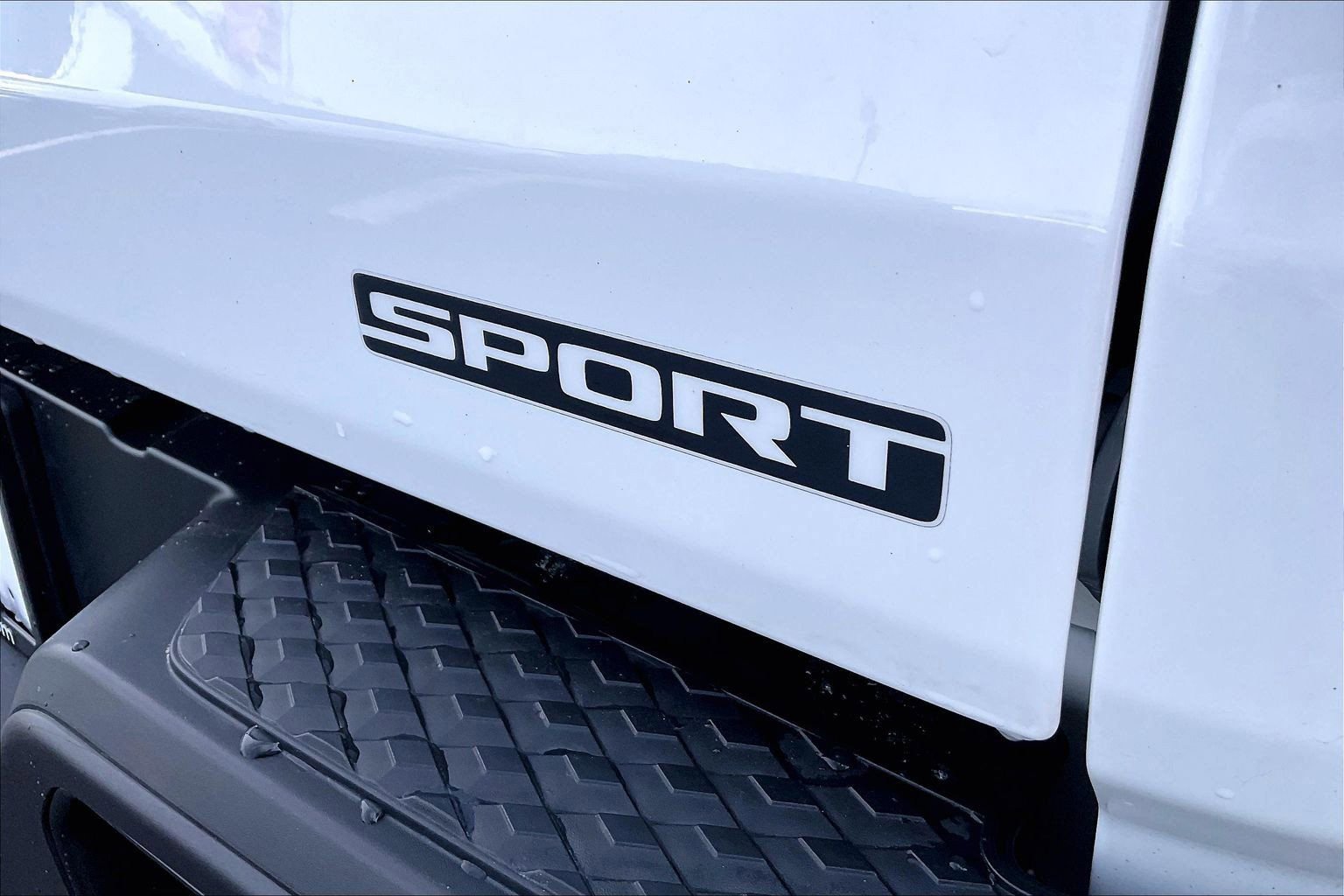 Certified 2020 Jeep Gladiator Sport w/ Quick Order Package 24S image 9