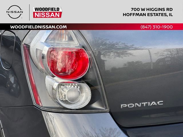 Used 2009 Pontiac Vibe w/ Sun And Sound Package FWD image 16