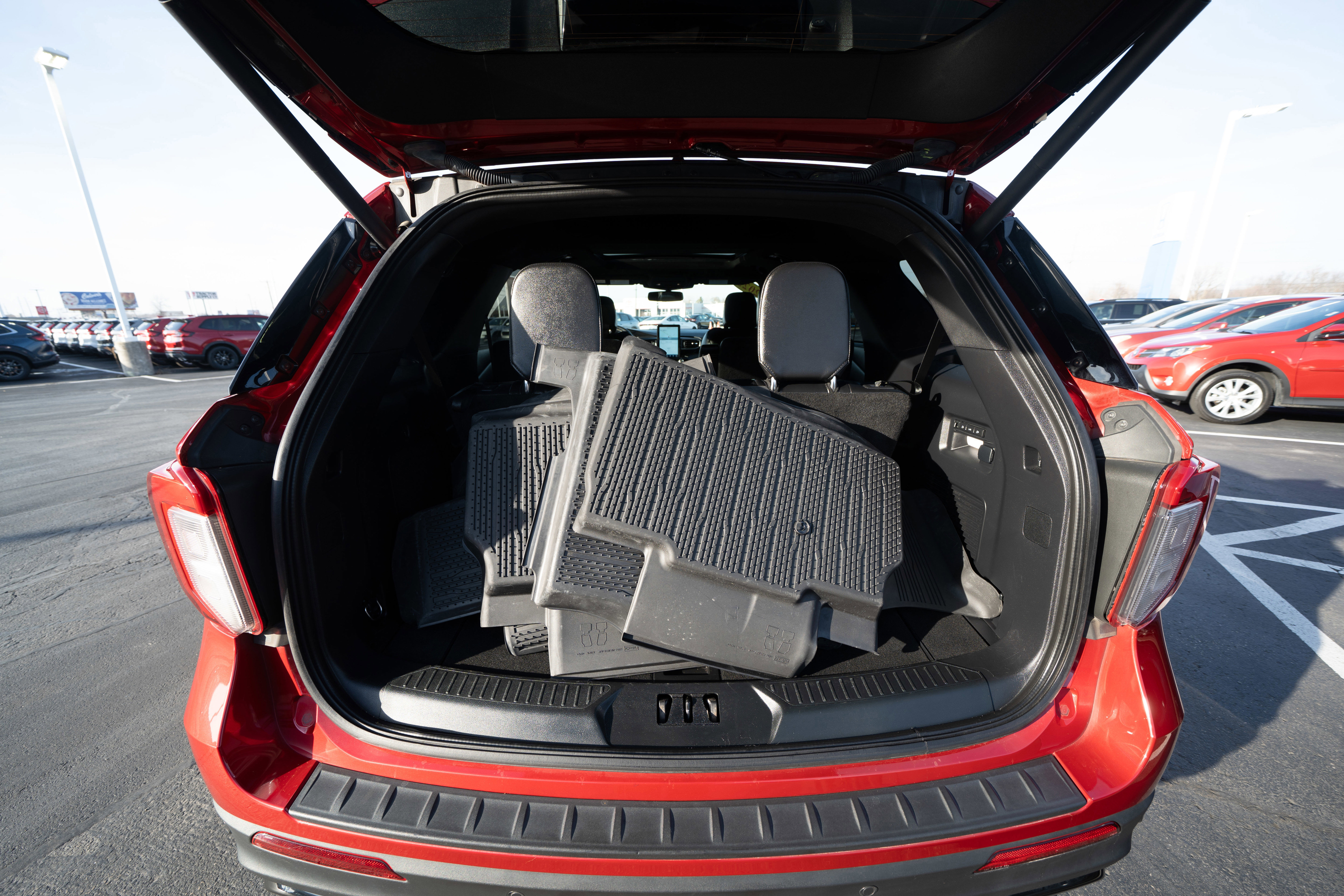 Used 2023 Ford Explorer ST w/ Equipment Group 401A image 28