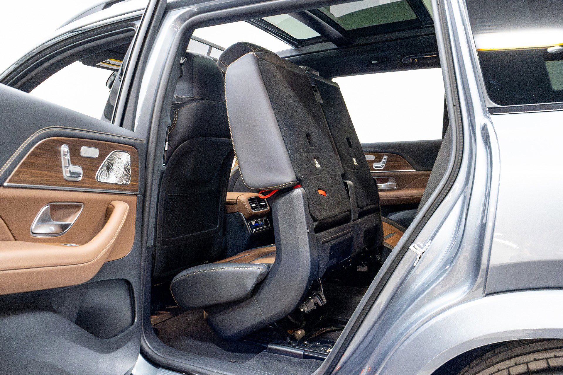 Used 2026 Mercedes-Benz GLS 63 AMG 4MATIC image 42