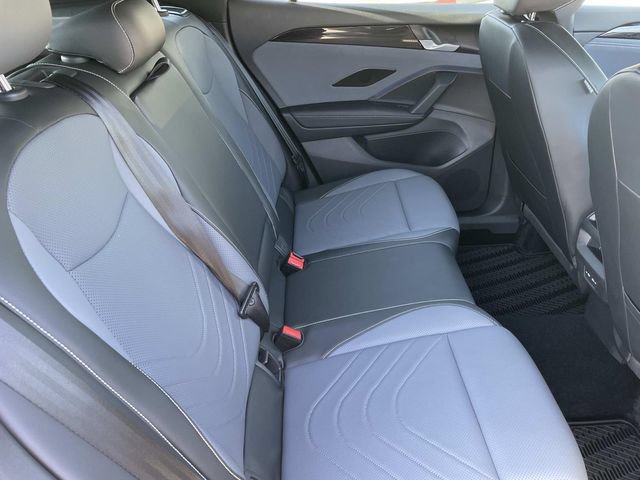 Certified 2026 Volkswagen Tiguan SE R-Line FWD image 25