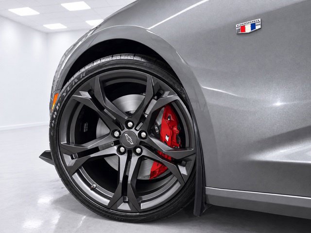 Used 2022 Chevrolet Camaro SS RWD image 12