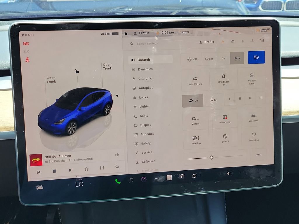 Used 2023 Tesla Model Y Long Range AWD/4WD image 26