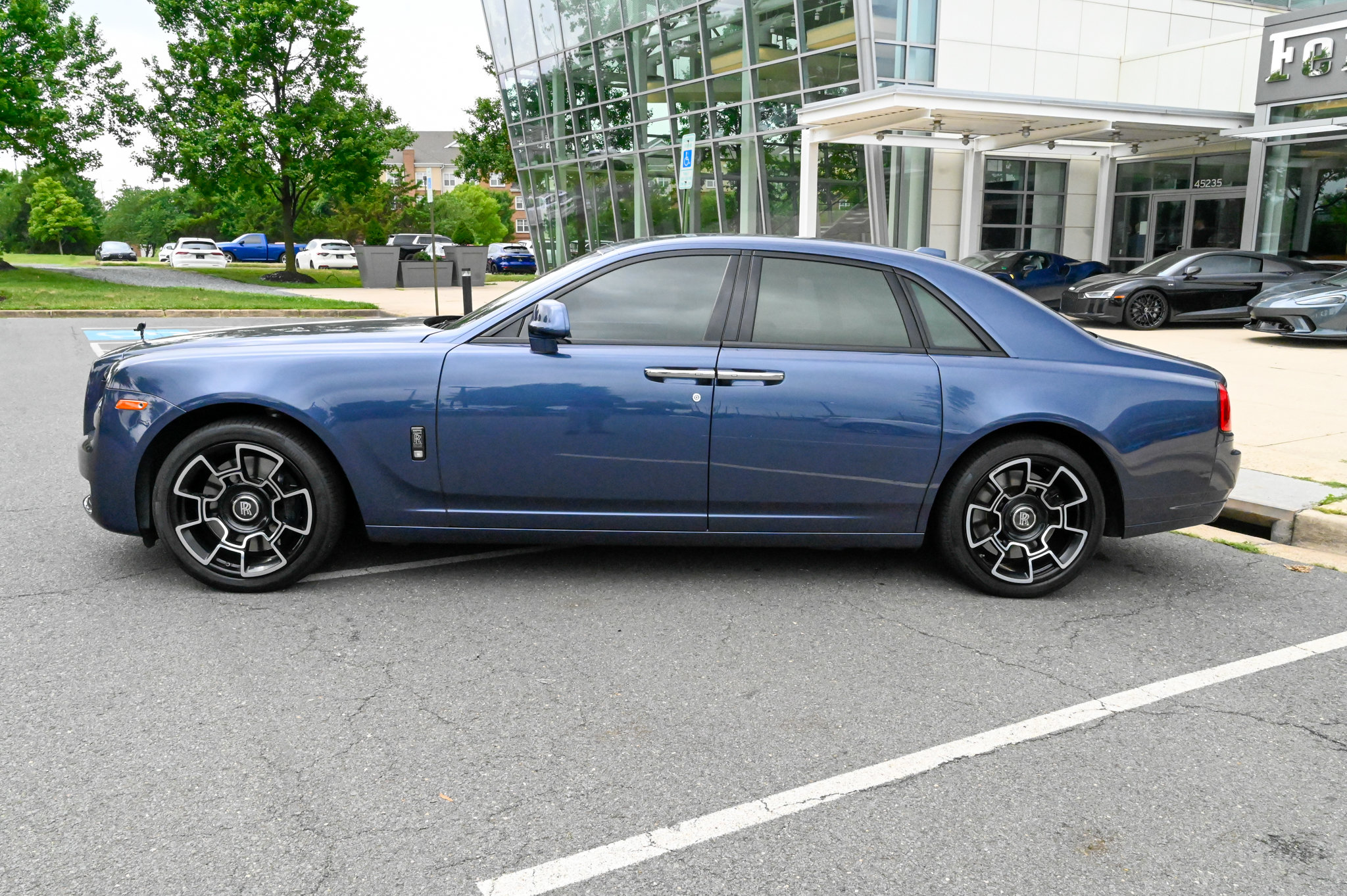 Used 2018 Rolls-Royce Ghost RWD image 8