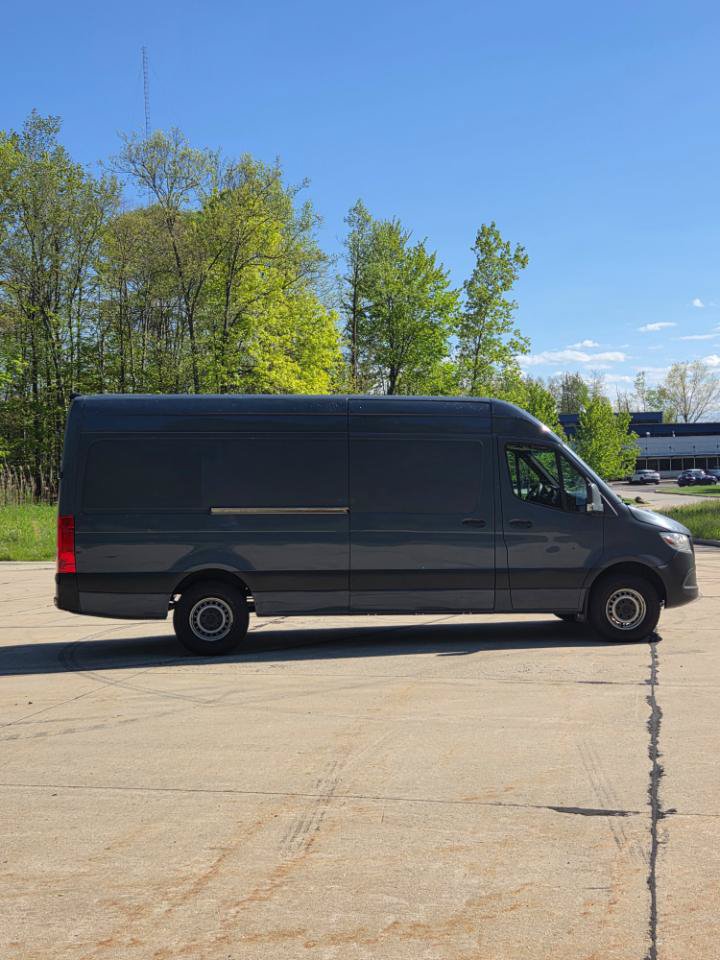 Used 2019 Mercedes-Benz Sprinter 170 image 6