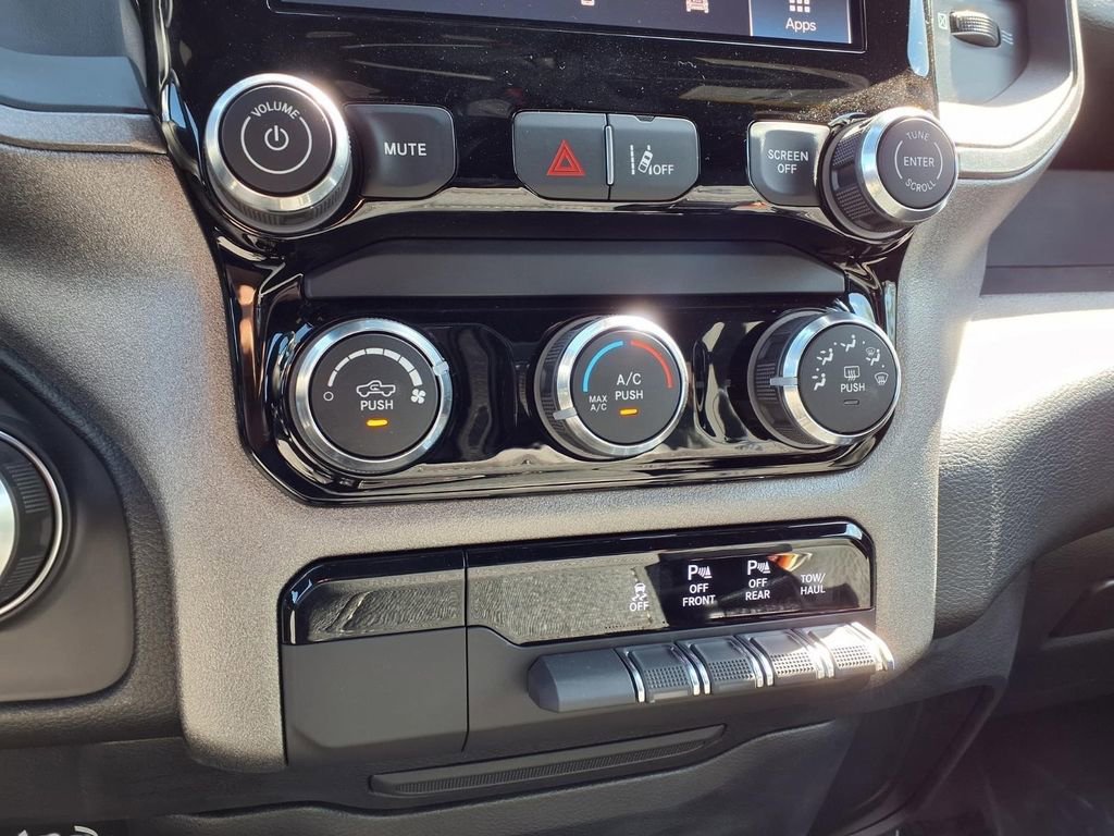 Used 2025 RAM 1500 Tradesman AWD/4WD image 10