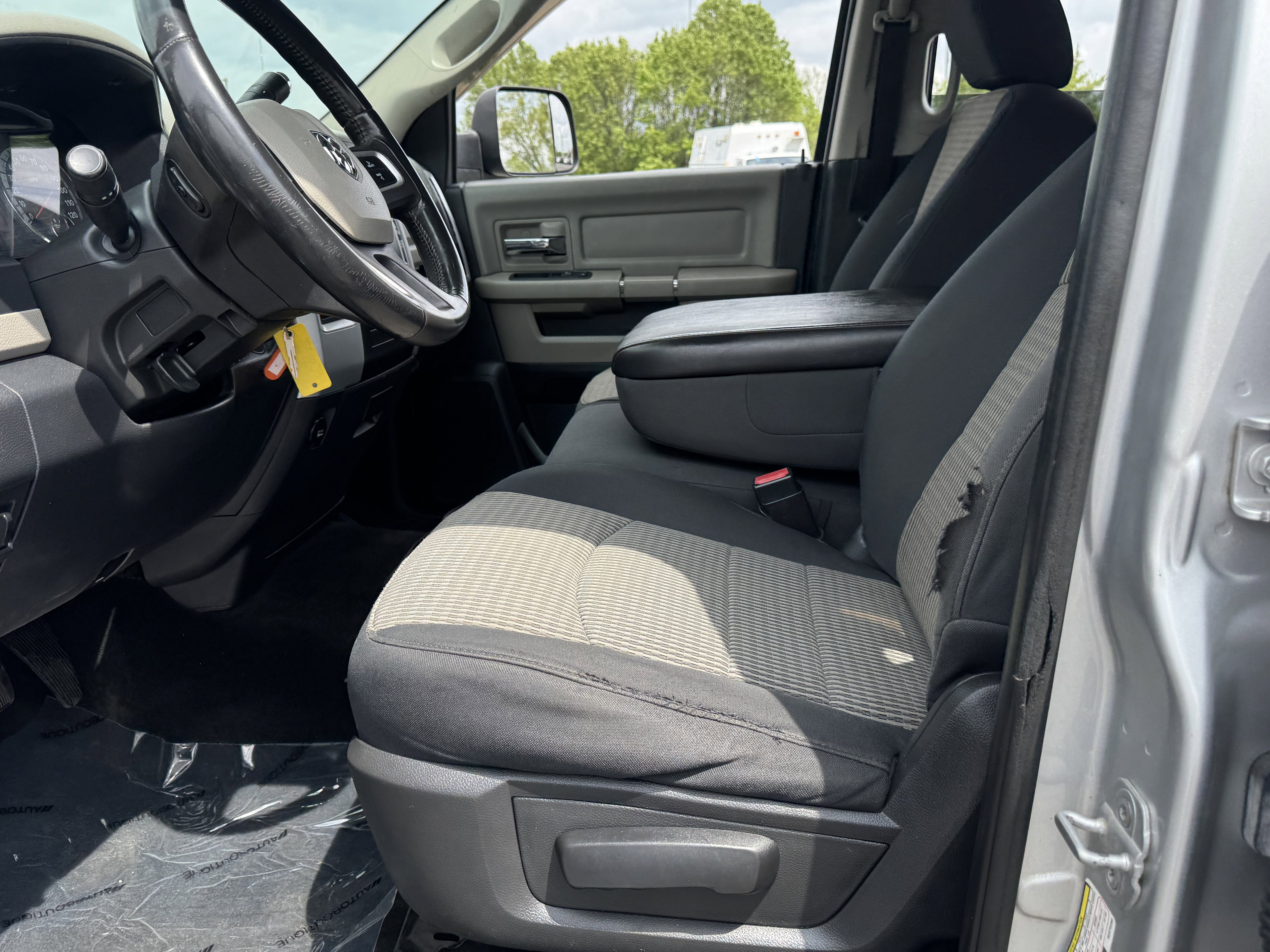 Used 2011 RAM 2500 Big Horn image 25