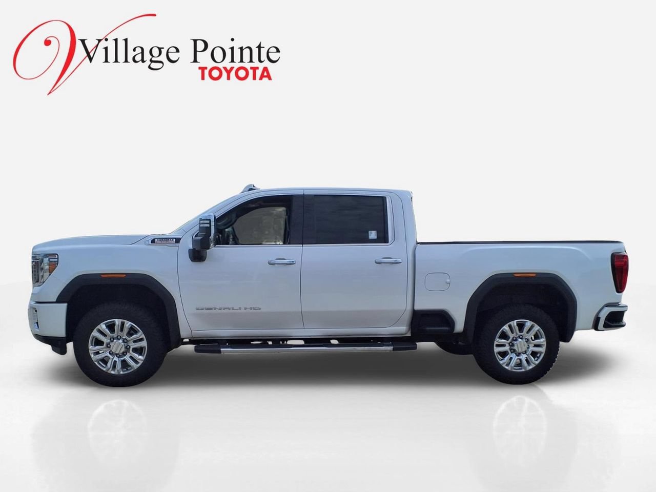 Used 2020 GMC Sierra 2500 Denali w/ Denali Ultimate Package AWD/4WD image 2