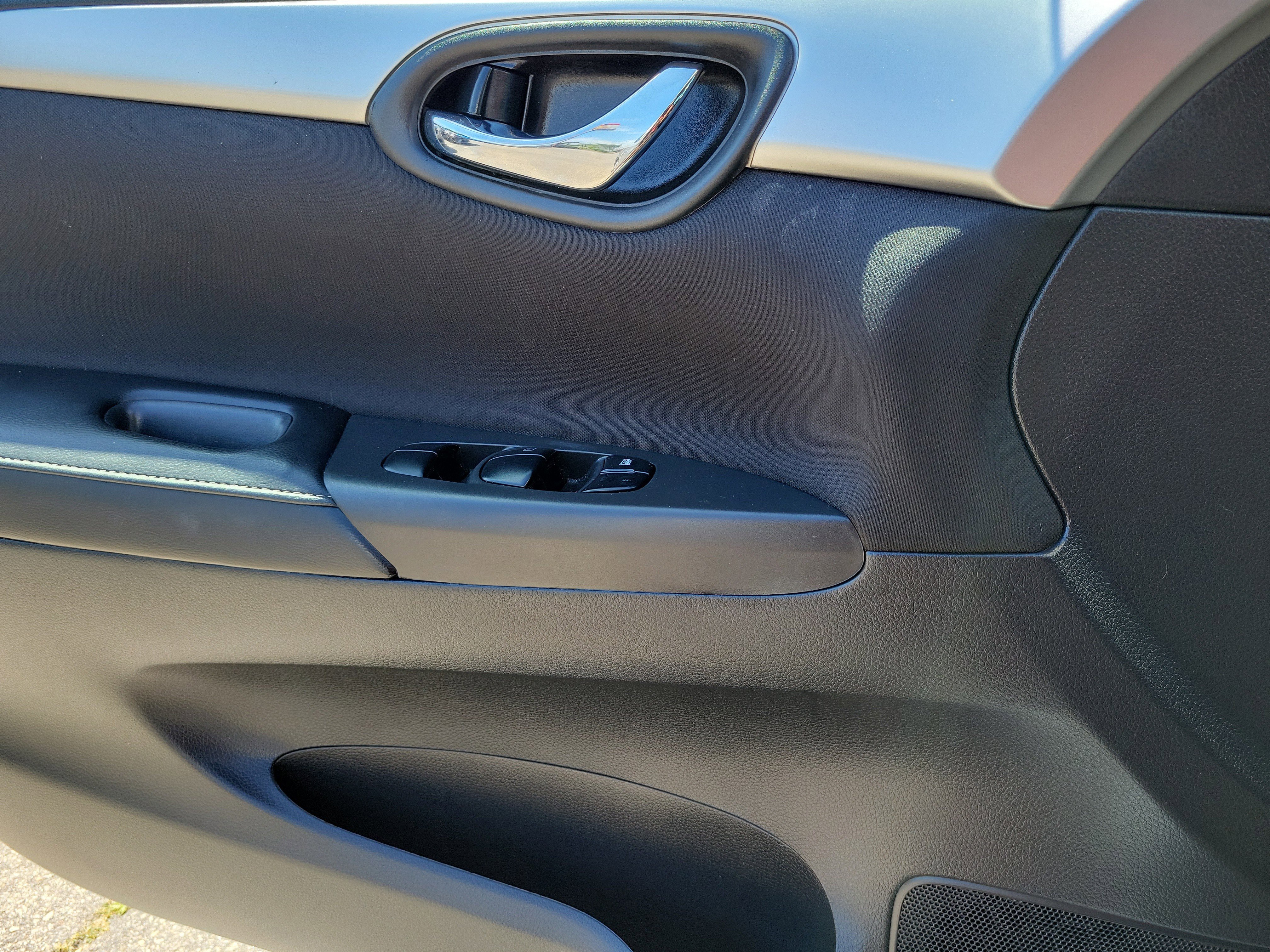 Used 2019 Nissan Sentra S FWD image 19