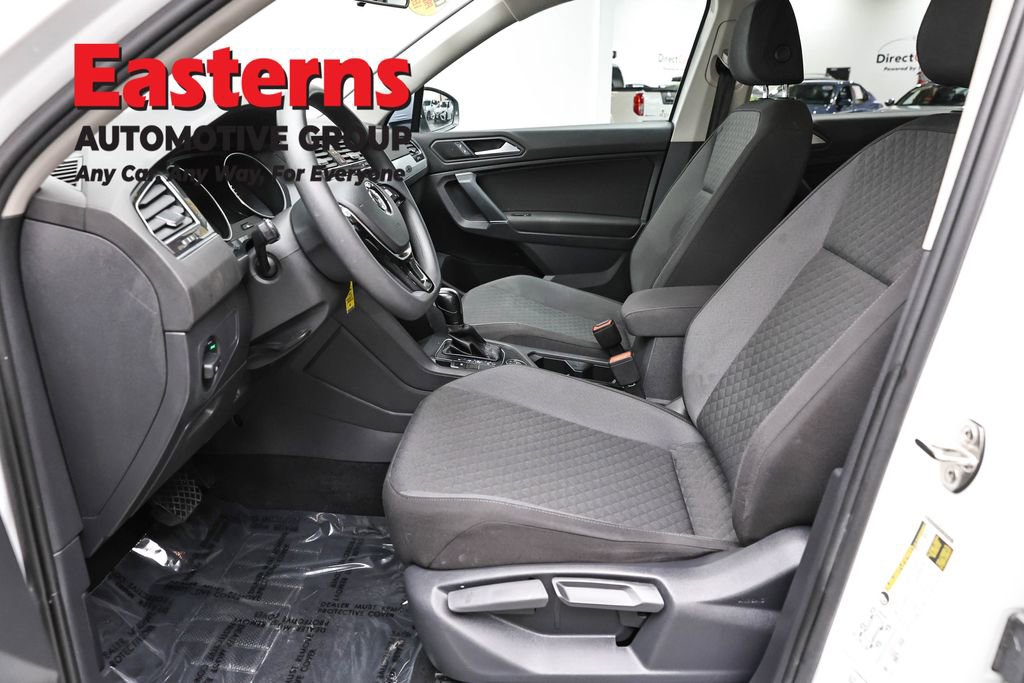 Used 2020 Volkswagen Tiguan S image 14