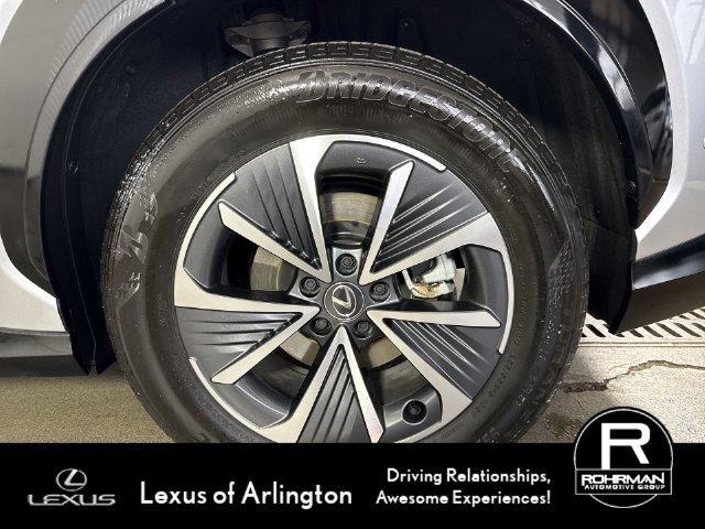 Certified 2023 Lexus RZ 450e Premium w/ Technology Package AWD/4WD image 6