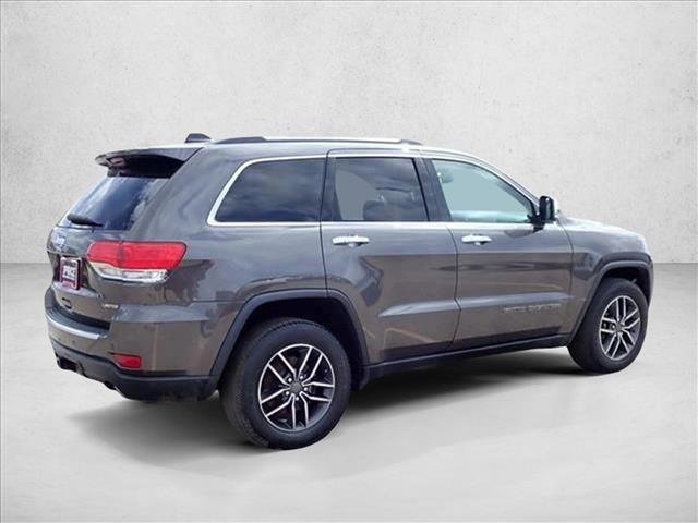 Used 2019 Jeep Grand Cherokee Limited w/ Trailer Tow Group IV AWD/4WD image 4
