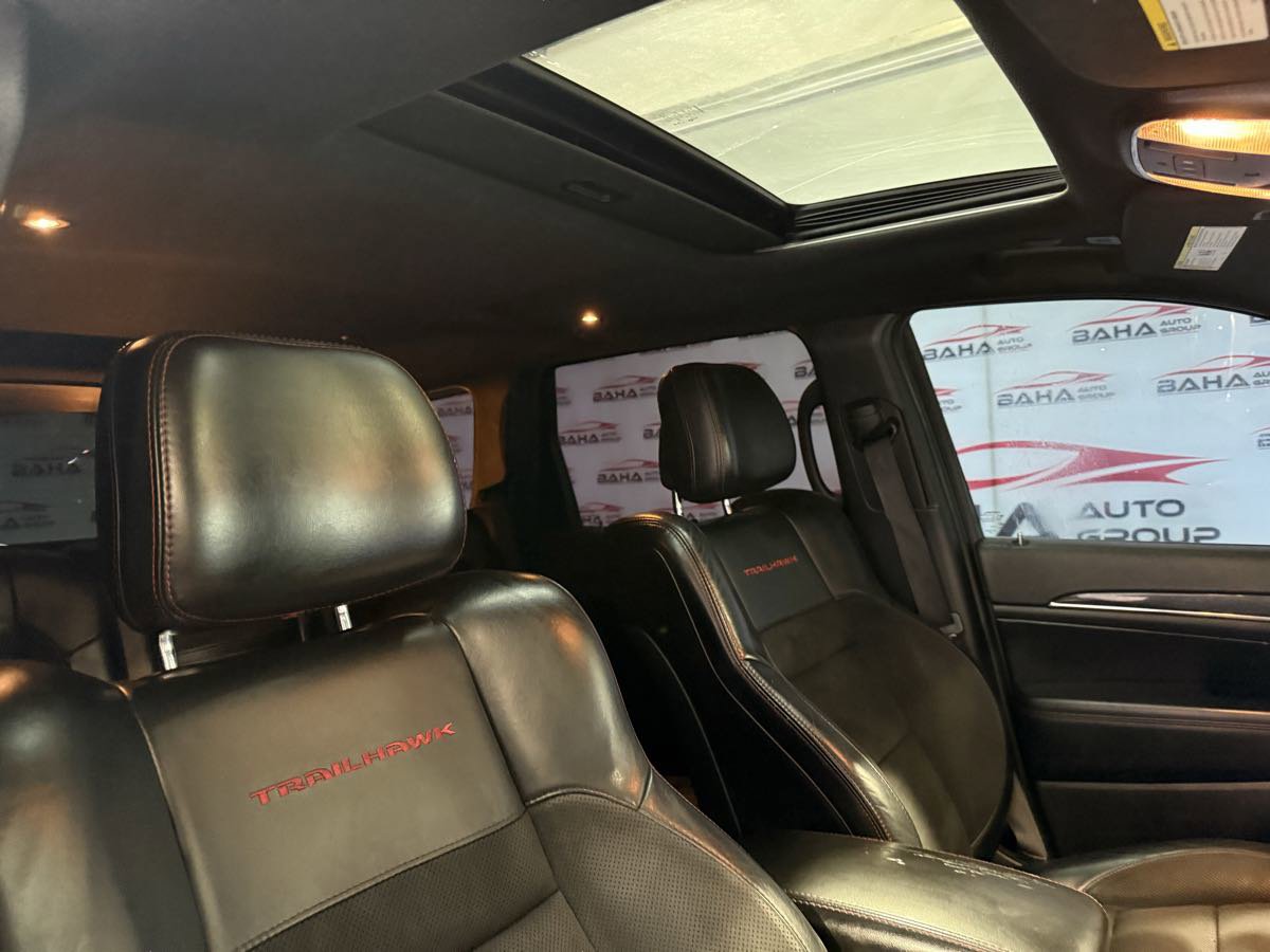 Used 2021 Jeep Grand Cherokee Trailhawk AWD/4WD image 56