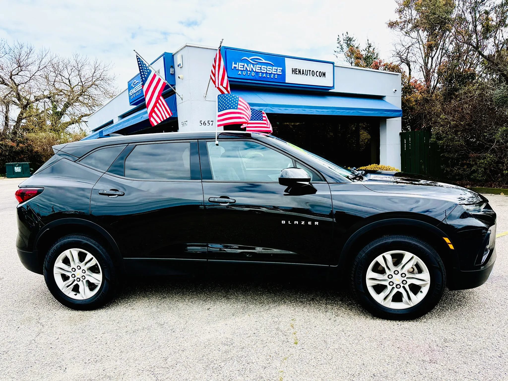 Used 2019 Chevrolet Blazer LT FWD image 11