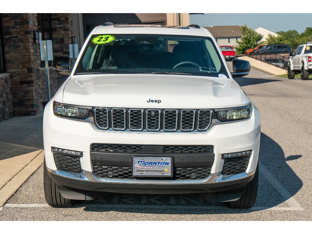 Used 2023 Jeep Grand Cherokee L Limited w/ Luxury Tech Group II AWD/4WD image 8