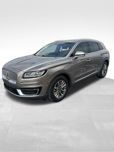 Used 2019 Lincoln Nautilus Select FWD image 3