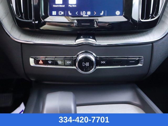 New 2025 Volvo XC60 B5 Plus w/ Protection Package Premier image 23