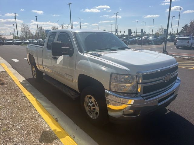 Used 2011 Chevrolet Silverado 2500 LT w/ Interior Plus Package RWD image 9