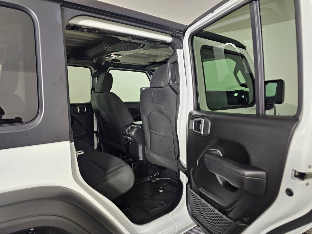 Used 2022 Jeep Wrangler Unlimited Sport AWD/4WD image 34
