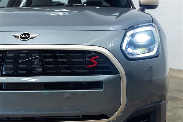 Certified 2025 MINI Cooper Countryman S image 8
