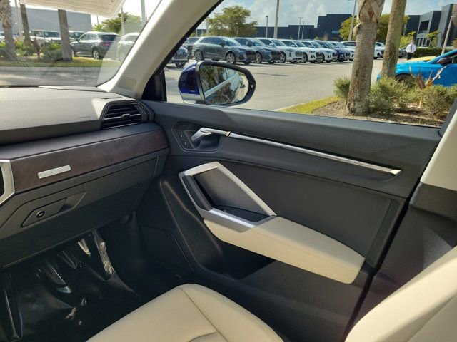 Certified 2025 Audi Q3 2.0T Premium Plus w/ Premium Plus Package image 14