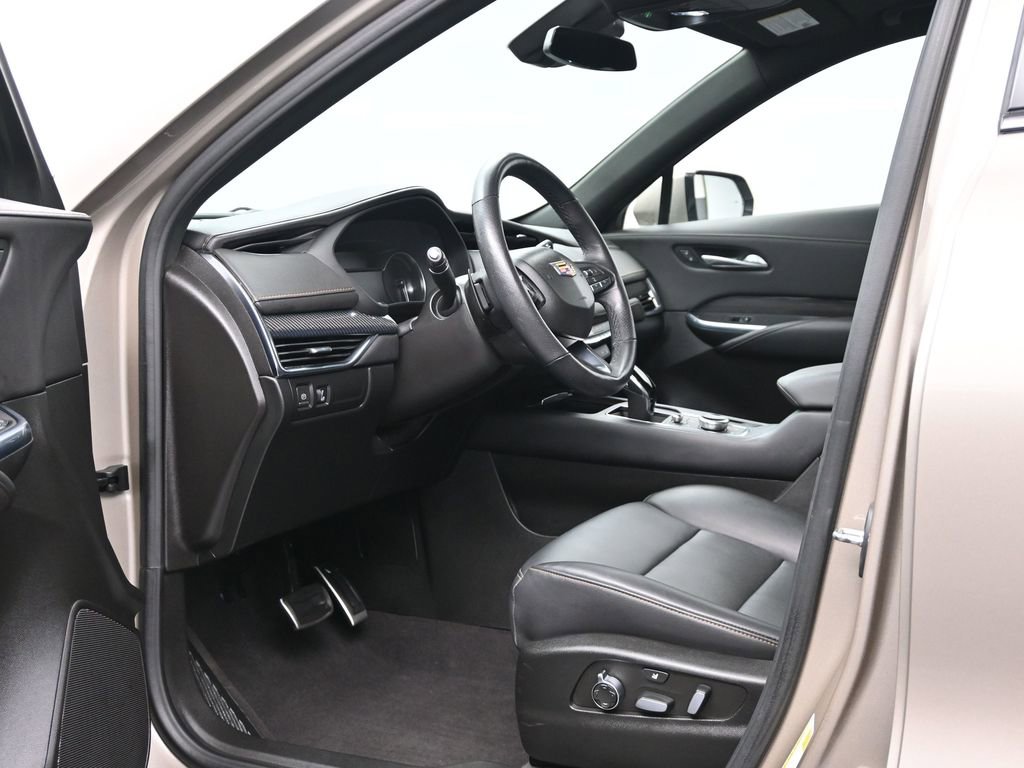 Certified 2023 Cadillac XT4 Sport image 9