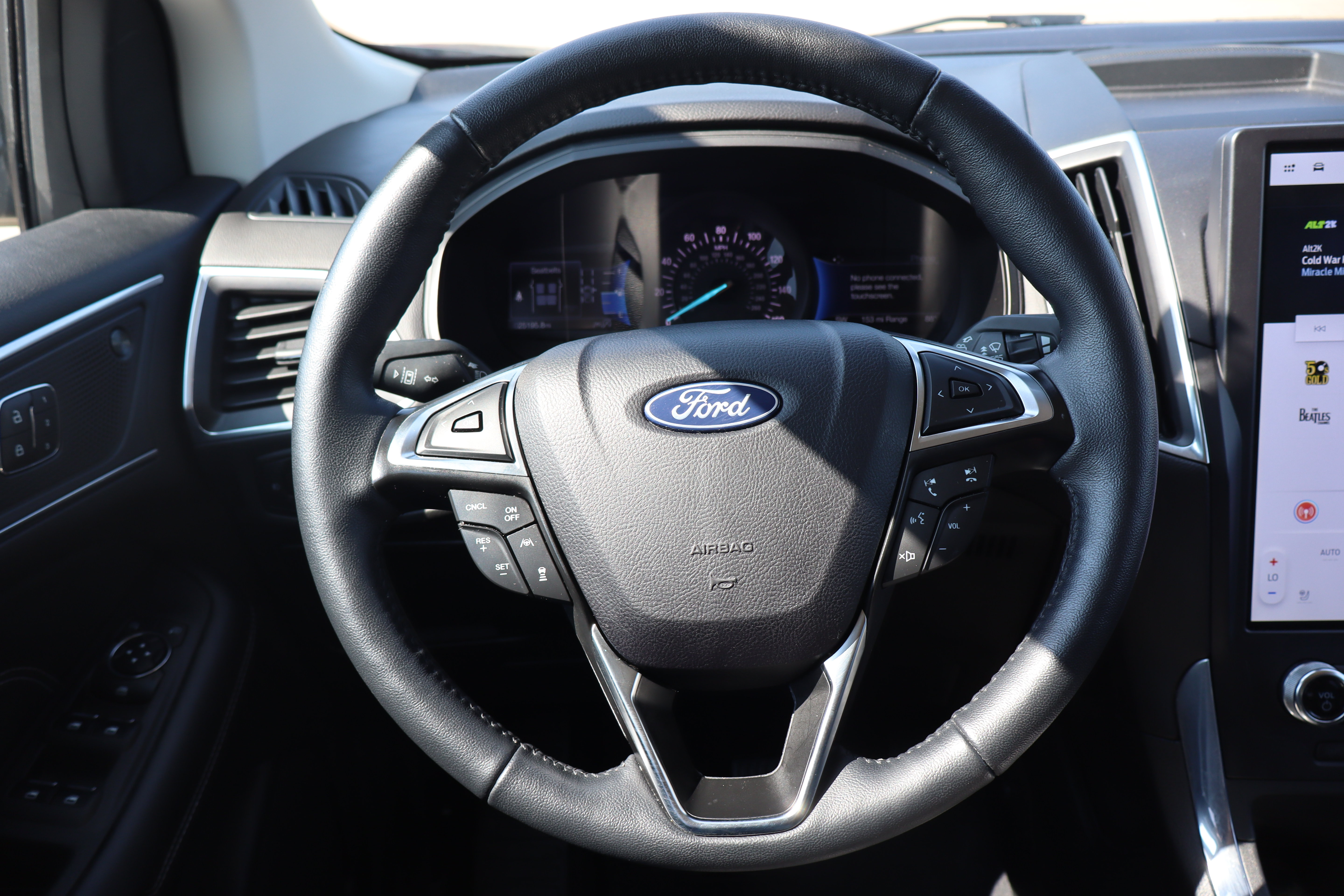 Used 2024 Ford Edge Titanium w/ Equipment Group 301A AWD/4WD image 14