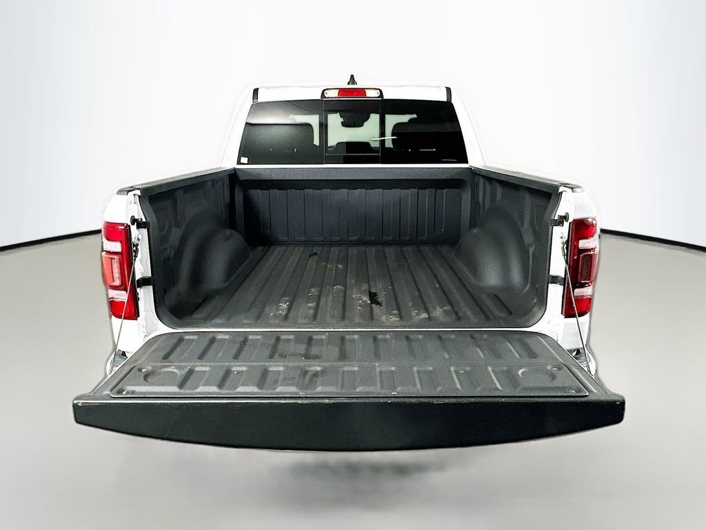 Used 2022 RAM 1500 Limited w/ Body Color Bumper Group image 30