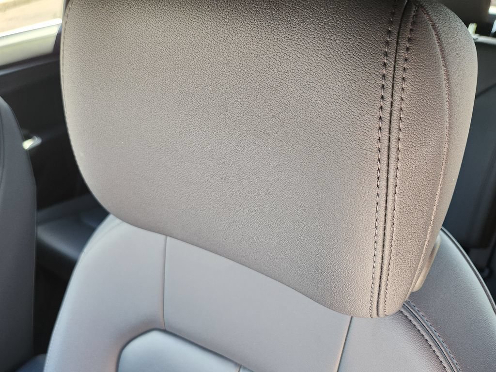 Used 2025 Audi Q3 2.0T Premium AWD/4WD image 6