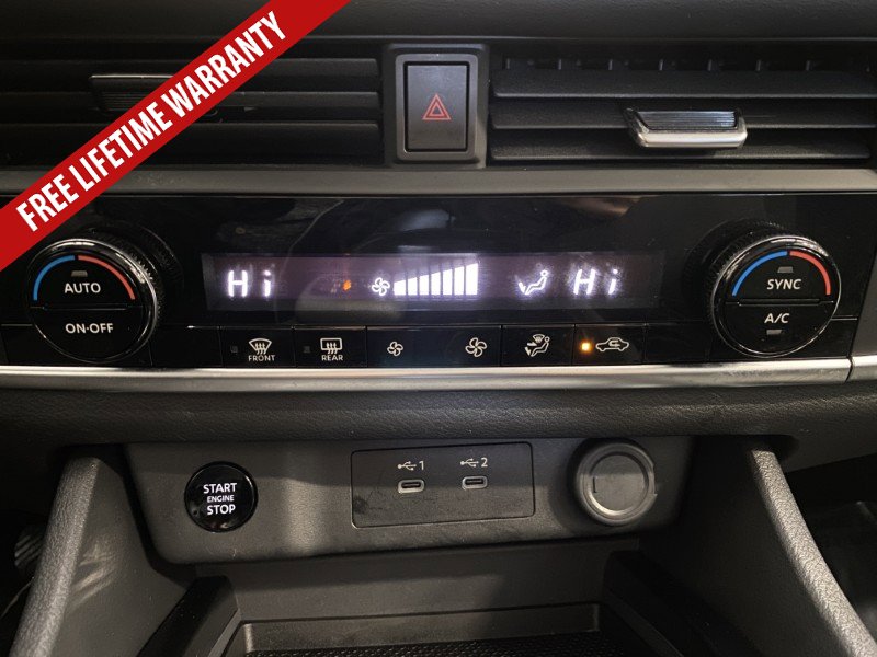 Used 2025 Nissan Rogue SV FWD image 34