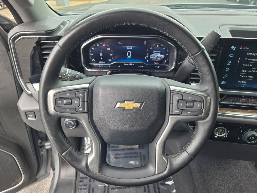 Certified 2023 Chevrolet Silverado 1500 LT AWD/4WD image 32
