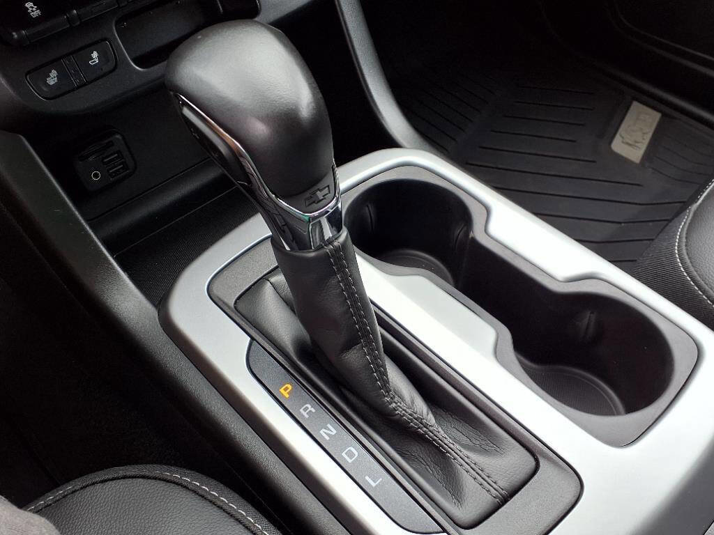 Used 2022 Chevrolet Colorado ZR2 w/ Colorado ZR2 Bison Edition image 17