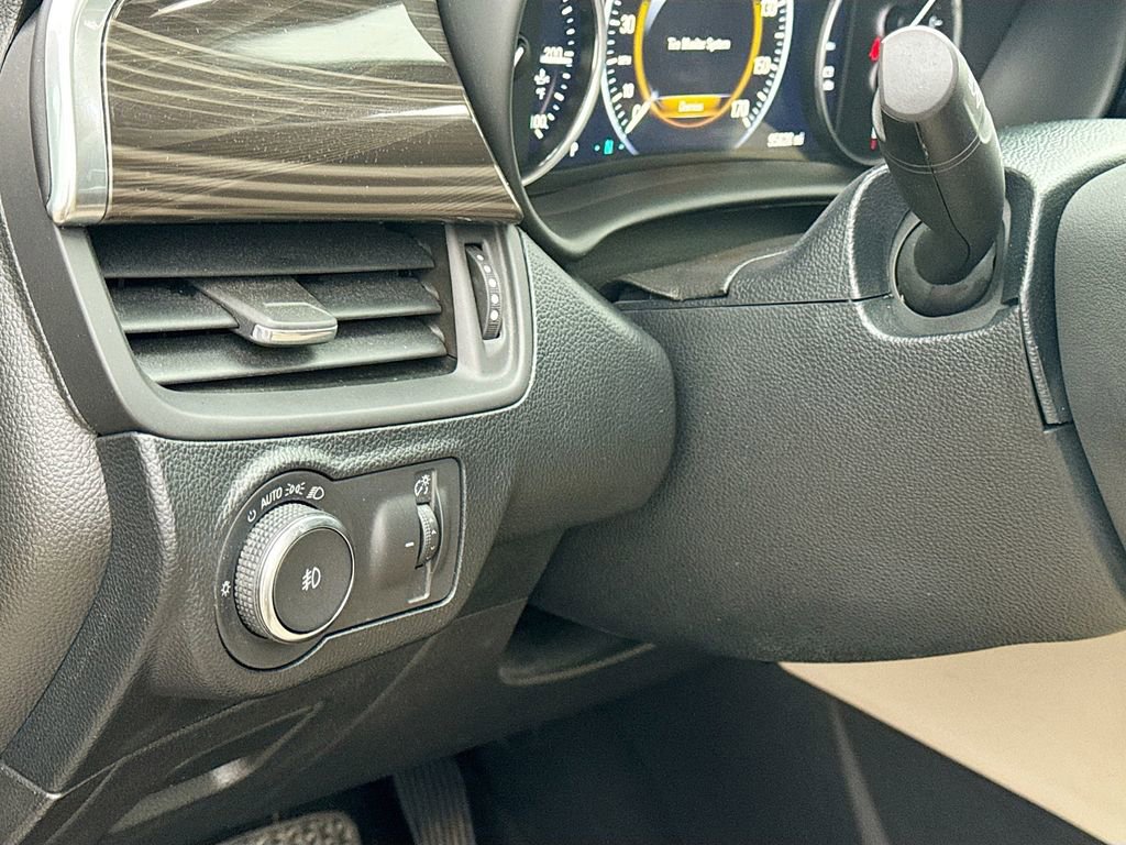 Used 2019 Buick Envision Premium image 11