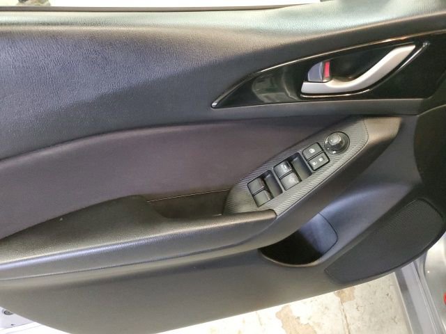 Used 2014 MAZDA MAZDA3 i Touring image 11