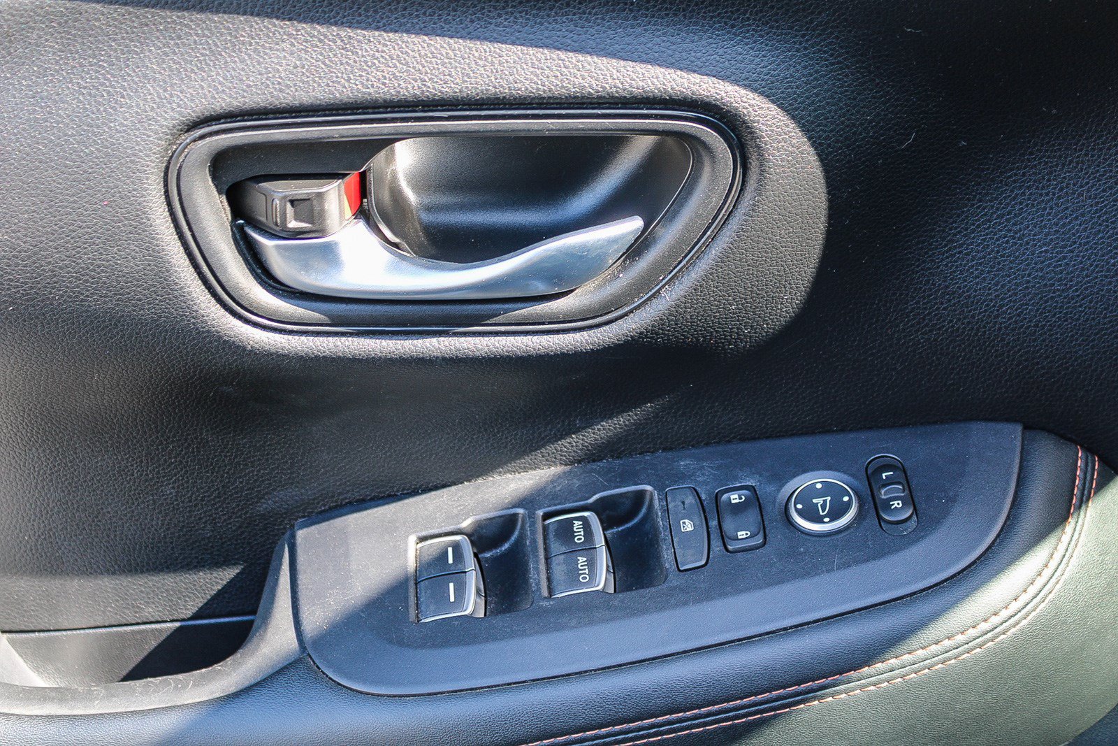 Used 2024 Honda HR-V Sport image 22
