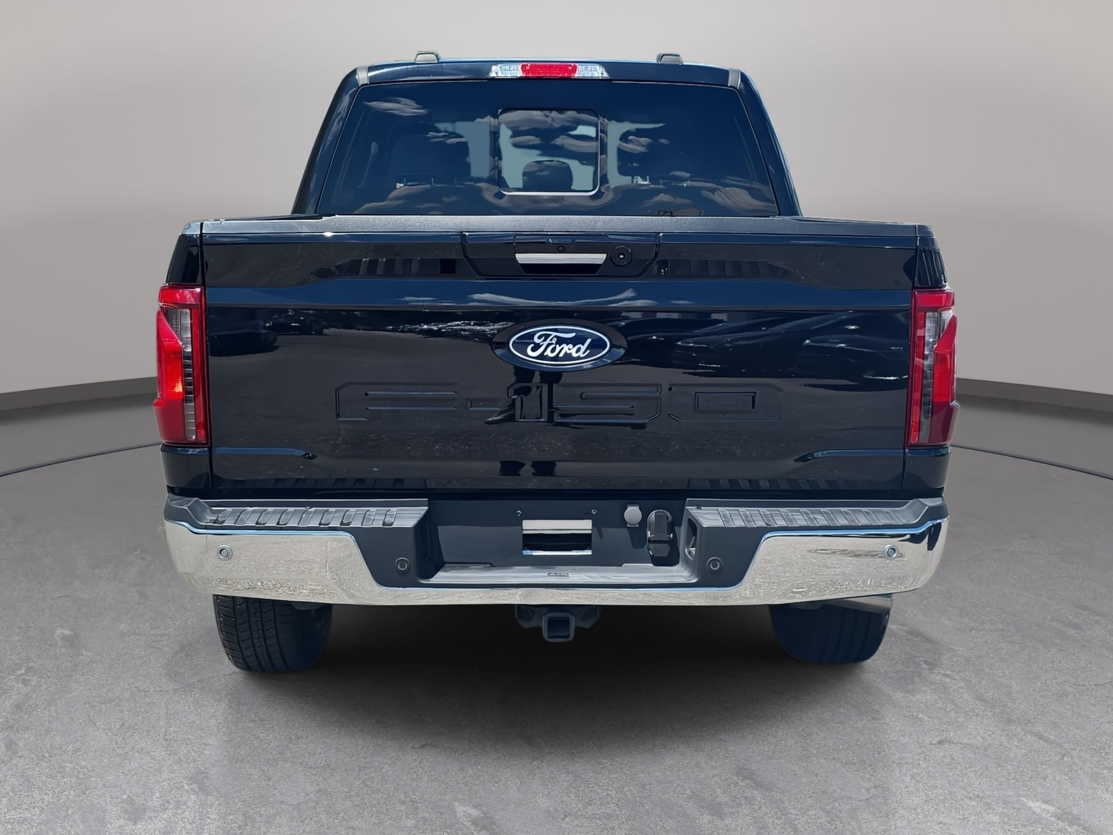 Used 2024 Ford F150 XLT w/ Equipment Group 302A MID AWD/4WD image 6