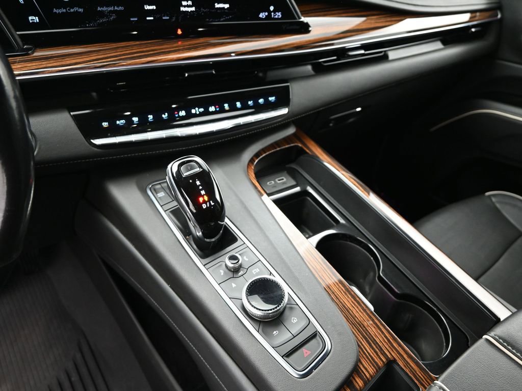 Used 2021 Cadillac Escalade Premium Luxury w/ Driver Assist Tech Package image 17