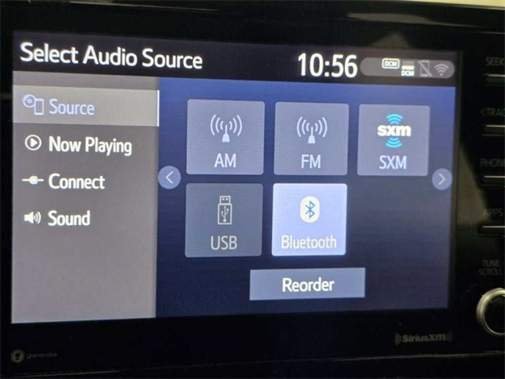 Used 2022 Toyota Corolla LE image 4