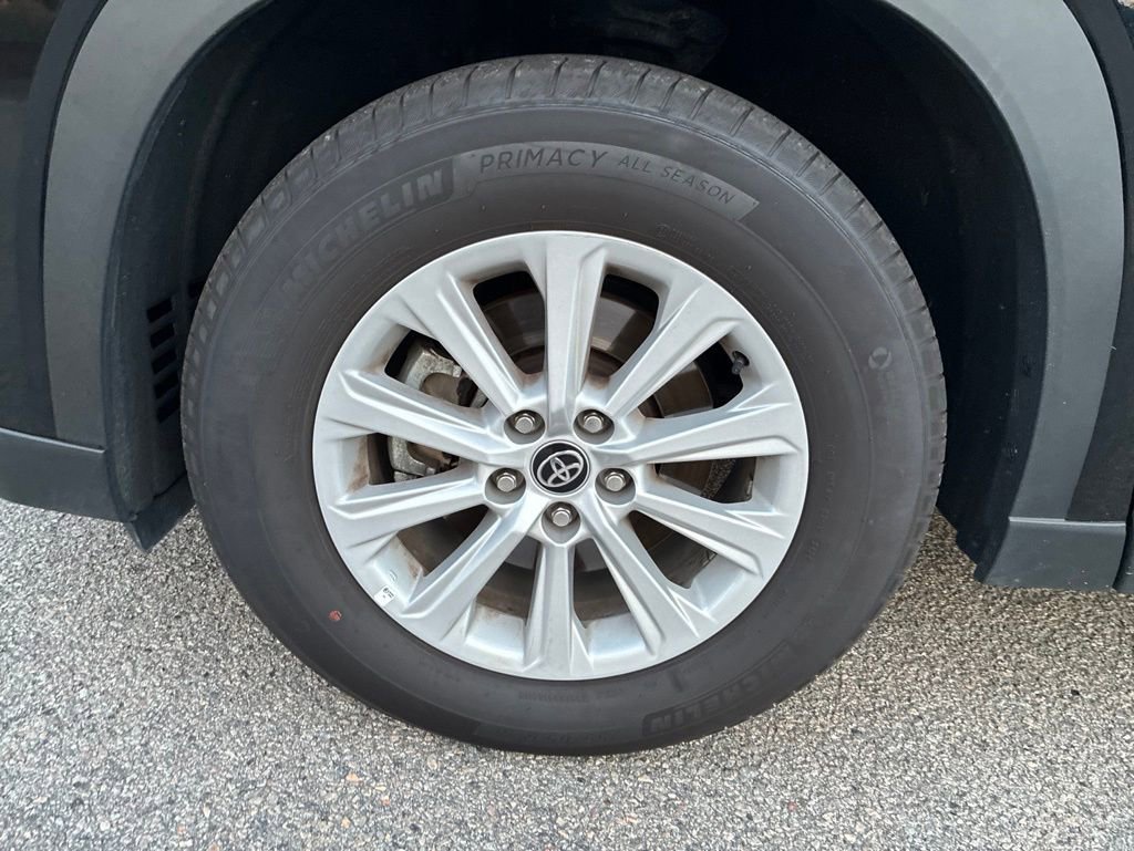 Used 2025 Toyota Grand Highlander AWD image 10