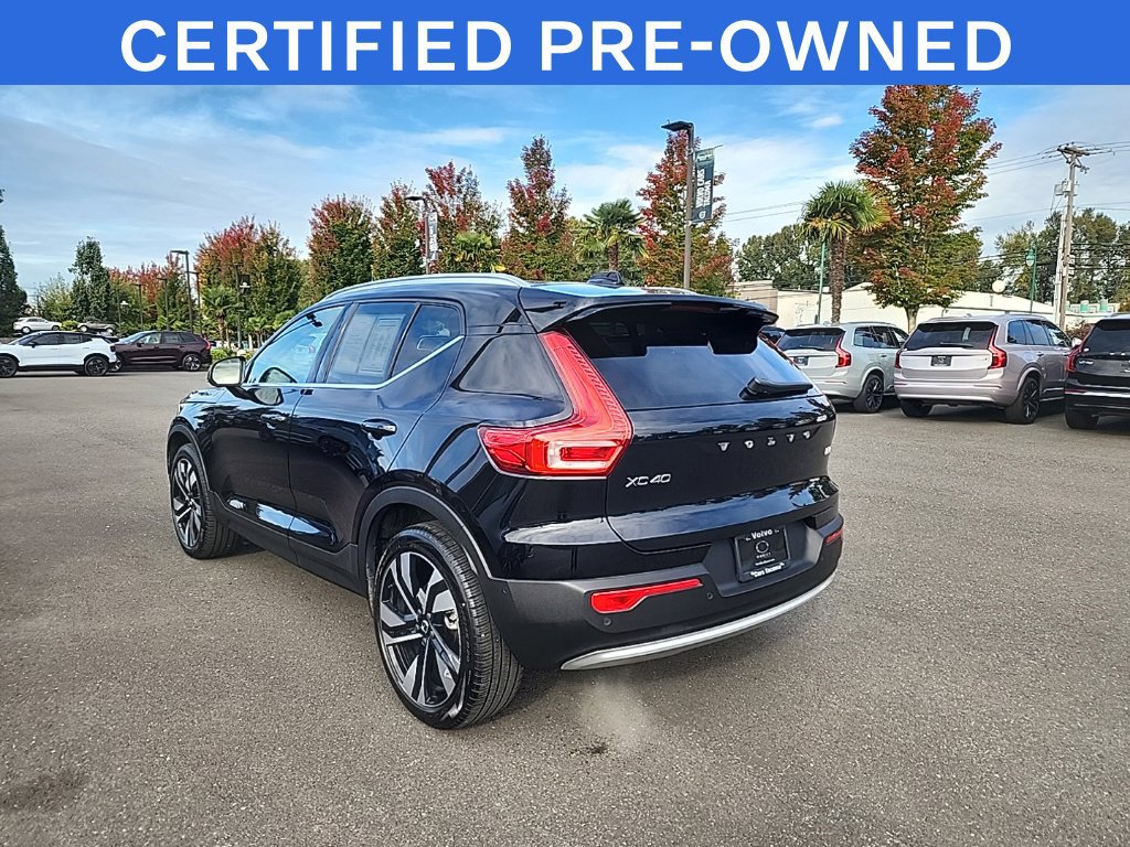 Used 2024 Volvo XC40 B5 Plus w/ Protection Package Premier AWD/4WD image 3