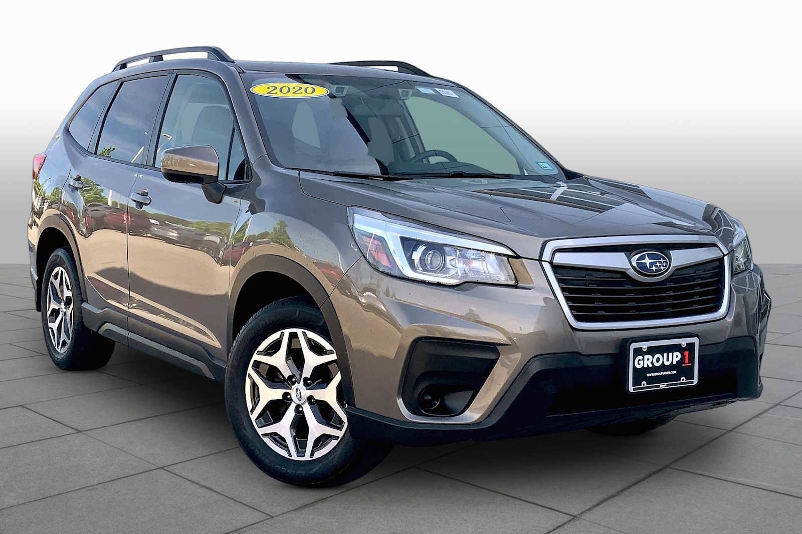 Used 2020 Subaru Forester Premium AWD/4WD image 3