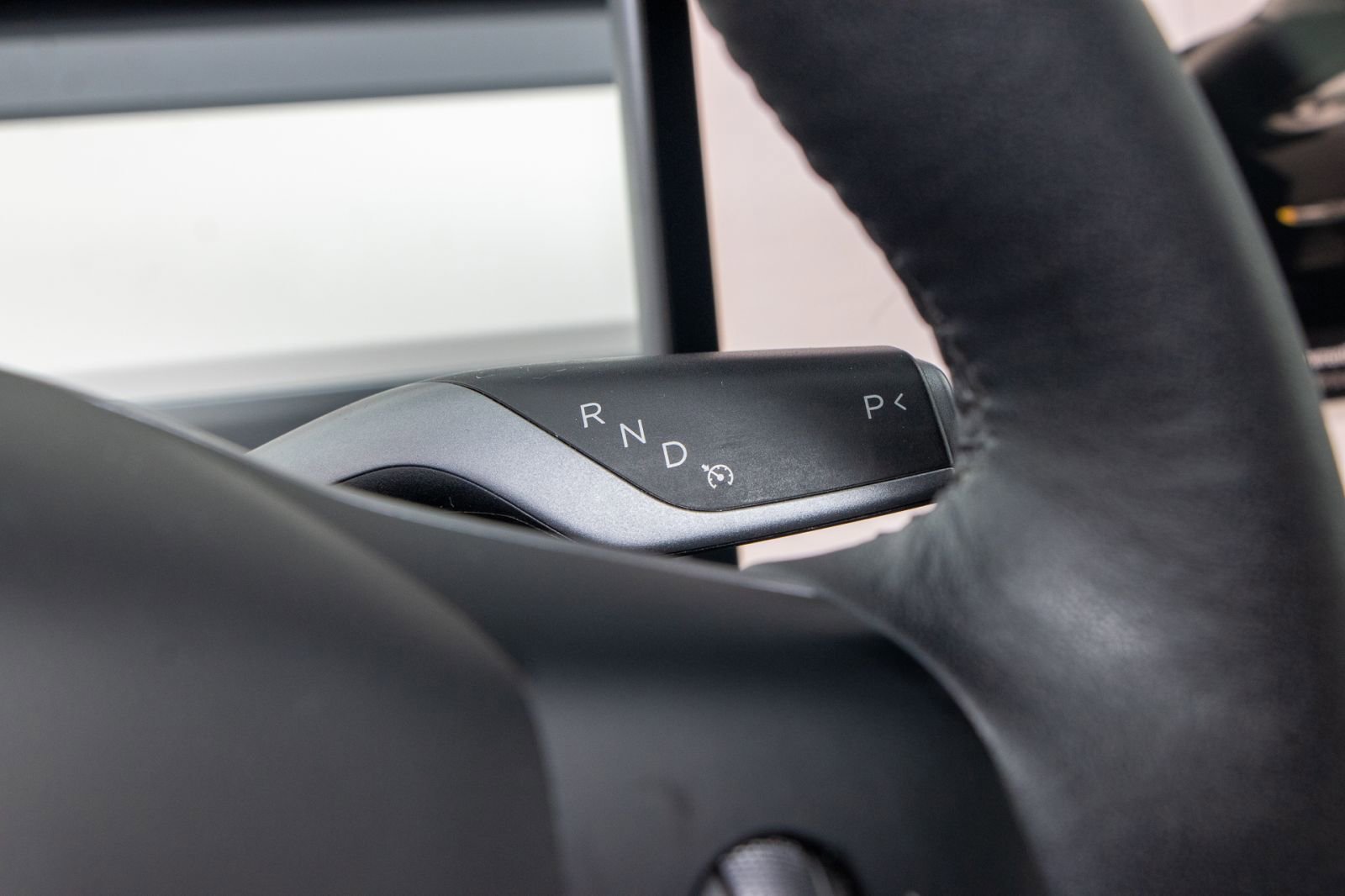 Used 2024 Tesla Model Y Long Range image 26