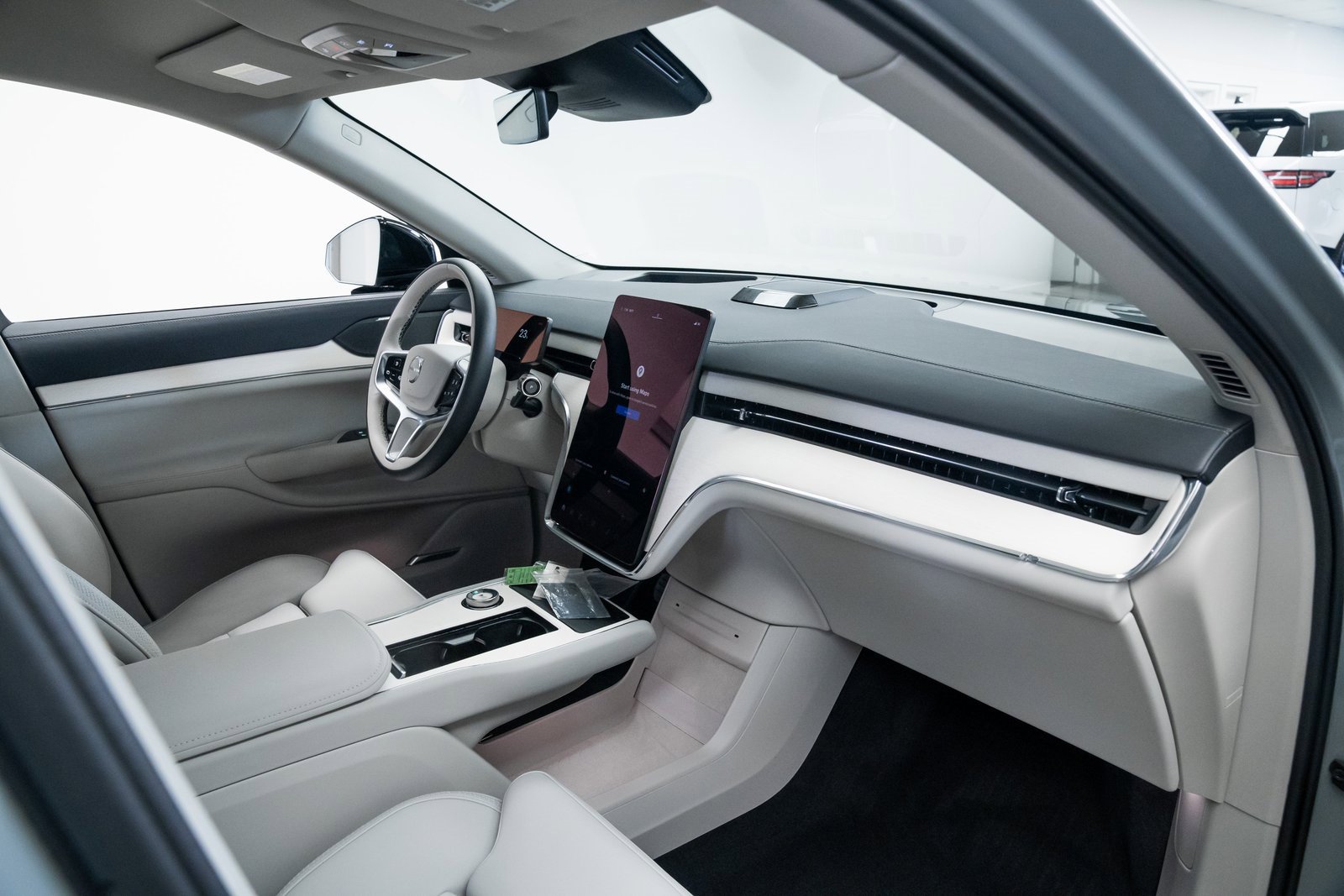 Used 2025 Volvo EX90 Ultra image 26